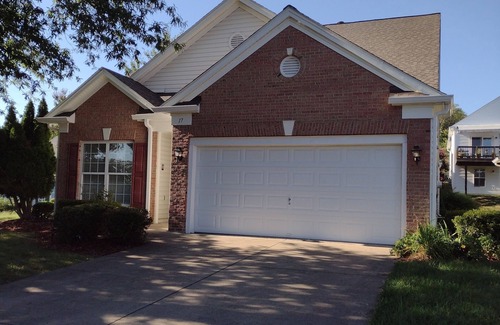 Fredericksburg House | Perfect location for traveling nurses, close to 3 major hospitals