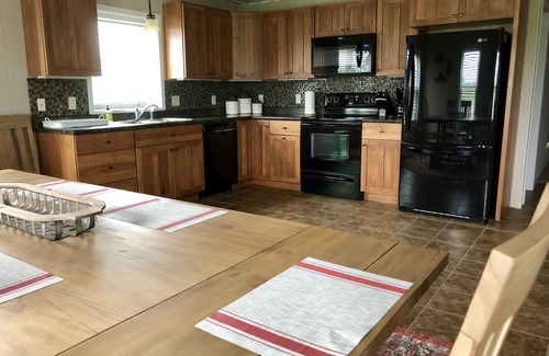 Platte Cabin | Perfect lodging for fishermen, hunters and family gatherings! Sleeping for 12.