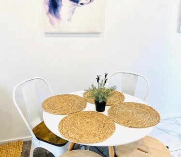Christchurch City Centre Villa | Perfect modern Townhouse CBD Christchurch