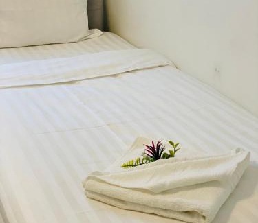 Resita Apartment | Perfect Place to Stay self check in-24h-NETFLIX-WIFI