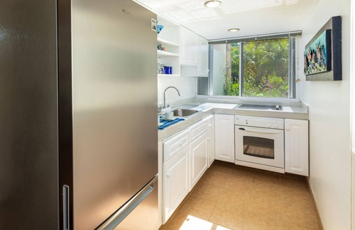 Zona Hotelera Norte Condo | Perfect&Quiet Oceanfront 1BR Condo, 2 miles North of town, Awesome Snorkeling