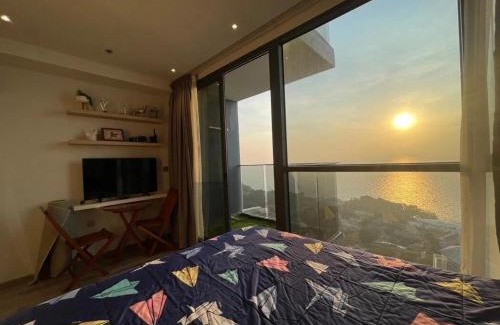 Pratumnak Hill Apartment | Perfect sea view studio