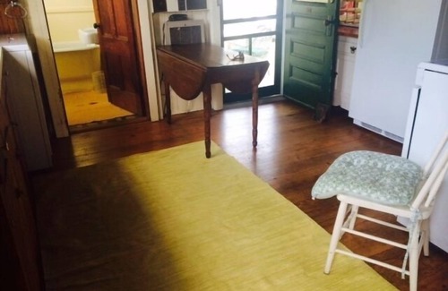 Peaks Island Cottage | Perfect Vacation Cottage, Filled with Sunshine and Laughter.