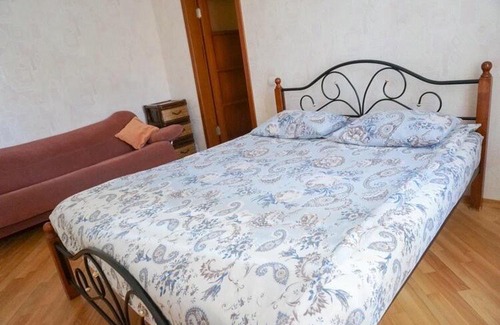 Oktyabrsky District Apartment | Perfecto near Railway Station