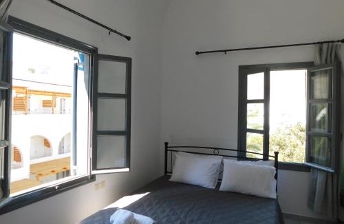 Perissa Apartment | Perissa Art Villa