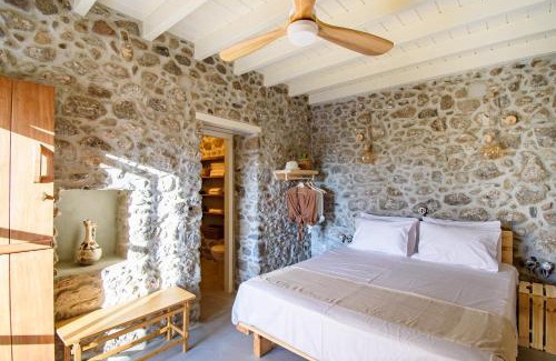 Mandraki House | Perivoli A Traditional Eco-Accommodation in a Private Cultivated Garden