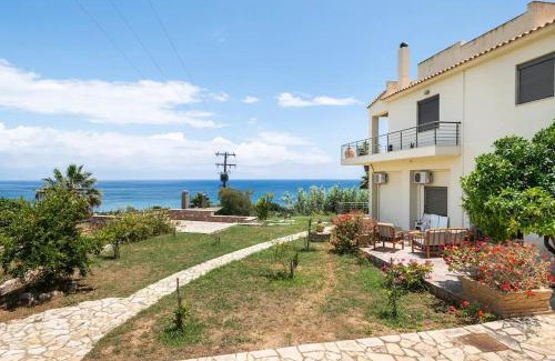 Kompi Apartment | Peroulia Bay View Studio