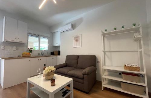 Elefsina Apartment | Persephone Stay Inn