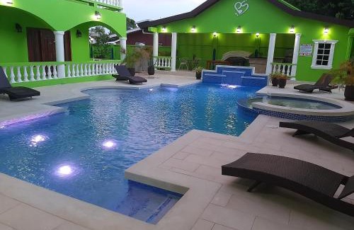 Bon Accord Village Hotel | PESHERES INN & SPA