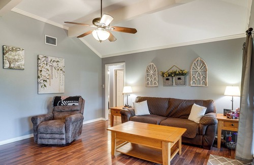 Bossier City House | Pet-Friendly Bossier City Home Rental: Fenced Yard