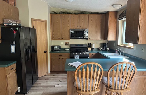 New Lisbon Cabin | Pet Friendly Buckhorn Cabin with HOT TUB, Buckhorn State Park, Dirty Turtlen