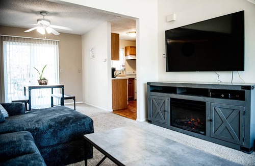 Northeast Colorado Springs House | PET FRIENDLY: COZY GETAWAY, CENTRALLY LOCATED