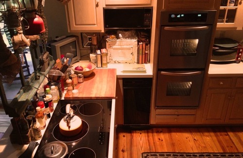 Woodstock House | Pet Friendly Cabin Doh-Ray up @ 1500 ft