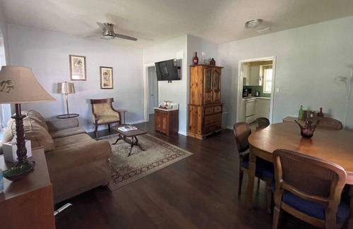 Lakeshore South House | Pet friendly Comfortable 2 bedroom with huge yard and EV charging lvl1