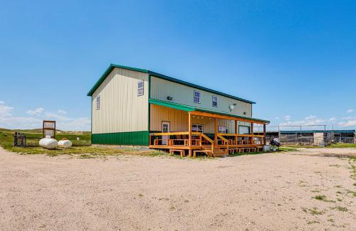 Lingle House | Pet Friendly Daydreamers Guest Ranch on 60 Acres