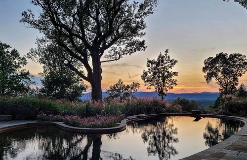 Keene Cottage | Pet-Friendly Esmont Cabin on Historic Farm
