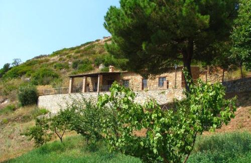 Cetraro House | Pet-Friendly Farmhouse