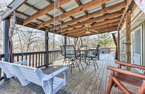 Flemington House | Pet-Friendly Flemington Home with Lake Access!