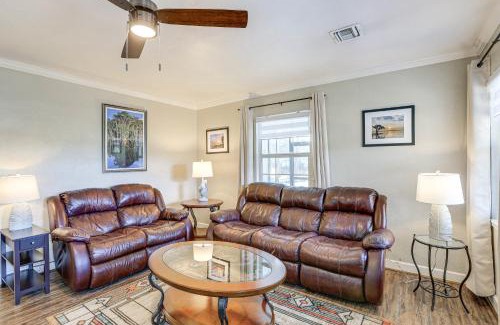 O Brien House | Pet-Friendly Florida Escape with Patio and Fire Pit!