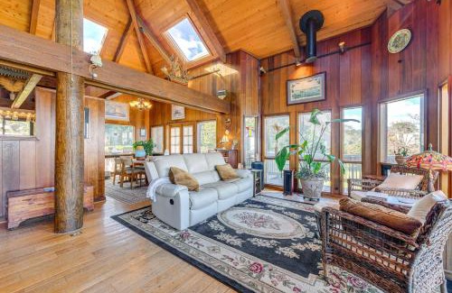Deltaville House | Pet-Friendly Gem with Private Dock in Deltaville!
