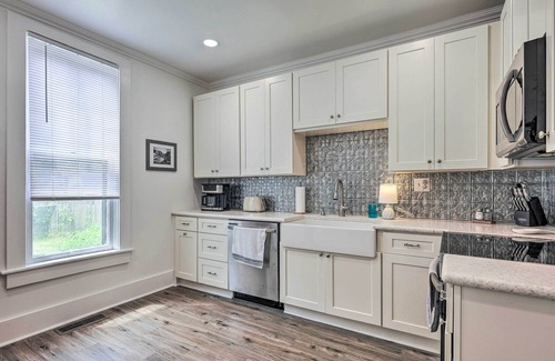 Greenville House | Pet-Friendly Greenville Home w/Private Yard
