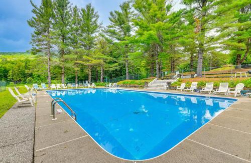 Montgomery Center House | Pet-Friendly Home with Deck 4 Mi to Jay Peak Resort