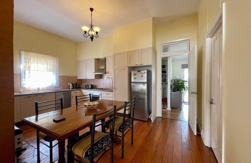 Cessnock Cottage | Pet Friendly Holiday Accommodation!