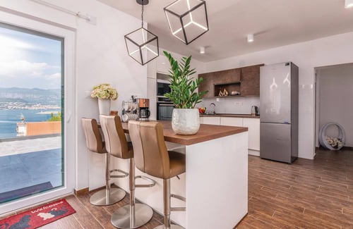 Silo House | Pet friendly home in Malinska with WiFi