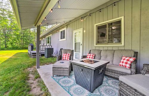 Johannesburg House | Pet-Friendly Home with Hot Tub in Northern Michigan!