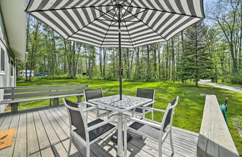 Johannesburg House | Pet-Friendly Home with Hot Tub in Northern Michigan!