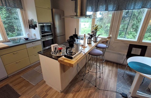 Elimaki House | Pet friendly house with wood sauna - Sleeps 8