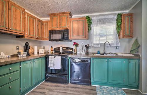 Mohawk House | Pet-Friendly Midway Abode with Yard and Fire Pit!