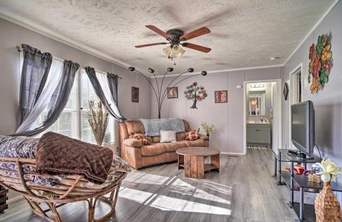 Mohawk House | Pet-Friendly Midway Abode with Yard and Fire Pit!