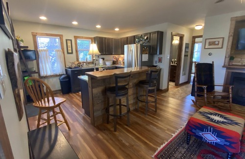 Bryson City Cabin | Pet friendly, private & great location