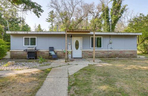 Baldwin House | Pet-Friendly Retreat Over 3 Acres in Baldwin!