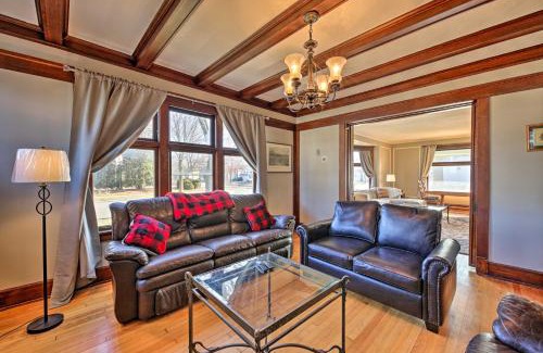 Sheboygan House | Pet-Friendly Sheboygan Home, 1 Mi to Lake Michigan
