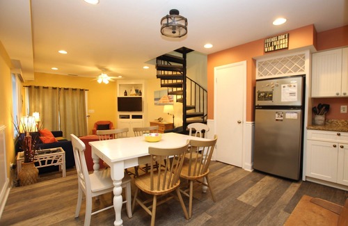 Country Club Estates House | Pet friendly town home, located in the center of Rehoboth.