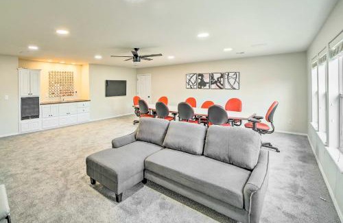 South Tulsa House | Pet-Friendly Tulsa Escape with Private Hot Tub!