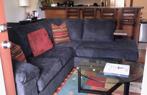 Okanagan-Similkameen Condo | Pet Friendly Vacation Condo with Updated Appliances & KING BED, Overlooking pool