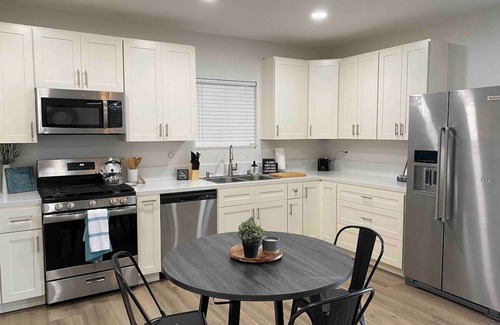 Loomis House | Pet Friendly, W&D, Single Story, Country