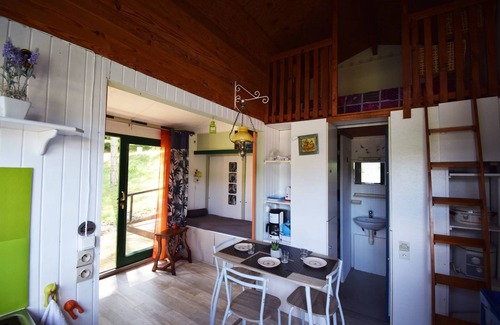 Layrac Ski Chalet | Petit chalet au Domaine du Lac de Goulens -piscine