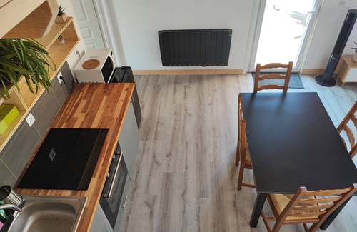 Susville Apartment | Petit Coin de Bonheur clim terrasse parking centre