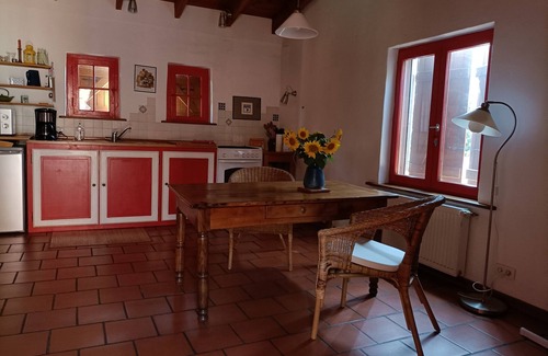 Puylausic House | Petit Coin de Paradis Pour 2 Personnes. Meublé 3 Étoiles. Chiens Acceptés