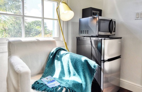 Governor's Harbour Cottage | Petite Hillside Cottage on Private Estate w/Pool