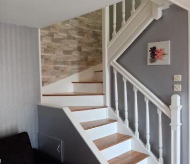 Irvillac House | petite maison chaleureuse