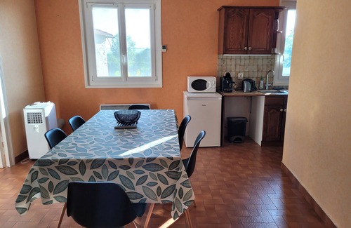 Bas-en-Basset House | Petite Maison Dans Quartier Résidentiel à Proximité du Centre de Bas en Basset