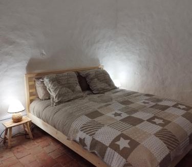 Le Grand-Pressigny House | Petite maison troglodyte