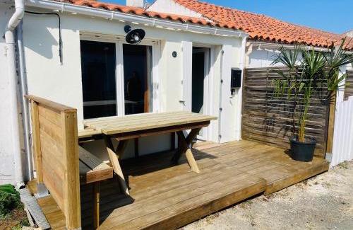 Les Conches House | Petite maison en bord de mer