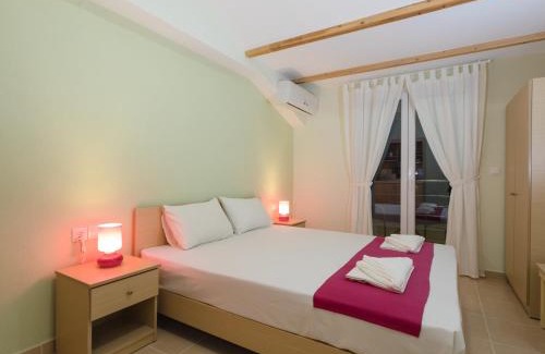 Katerini Apartment | Petite Sirene Studios