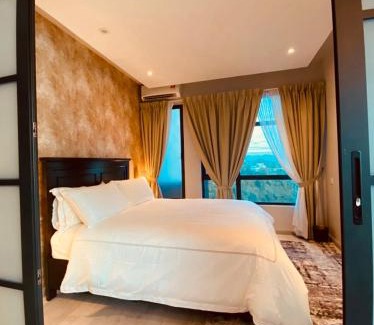 Downtown Kota Kinabalu Apartment | Petronella Suites Apartment @ Jesselton Quay